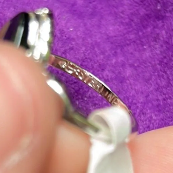 VINTAGE BLACK ONYX & STERLING SILVER RING - Picture 4 of 5